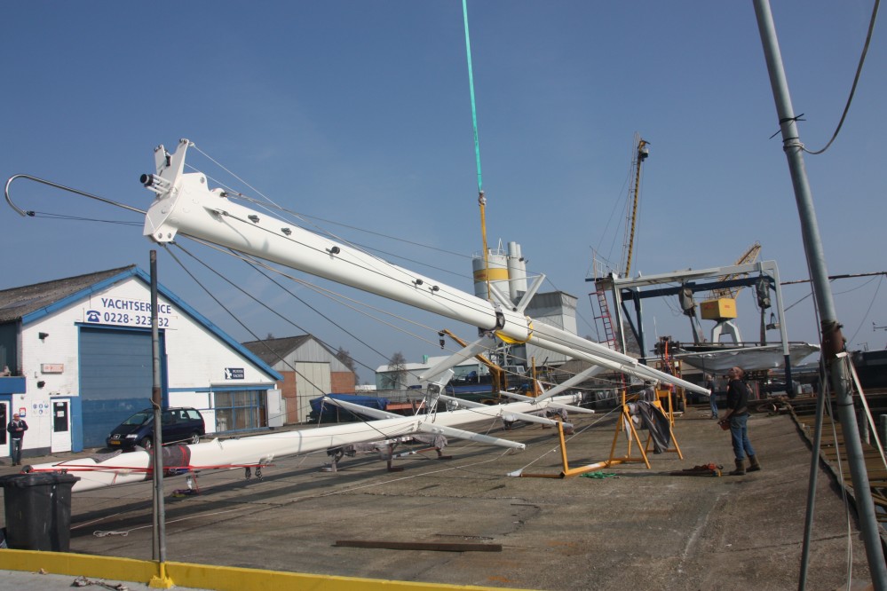 yacht mast manufacturers uk