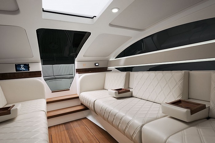 Xtender Limousine Interior 