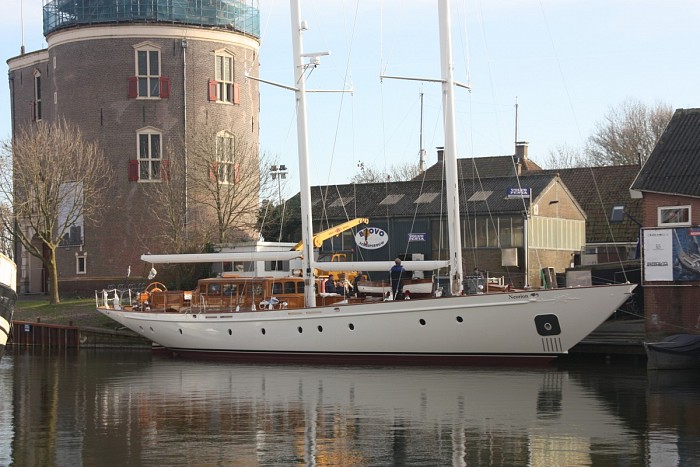 30m Sailing yacht Masts stepped